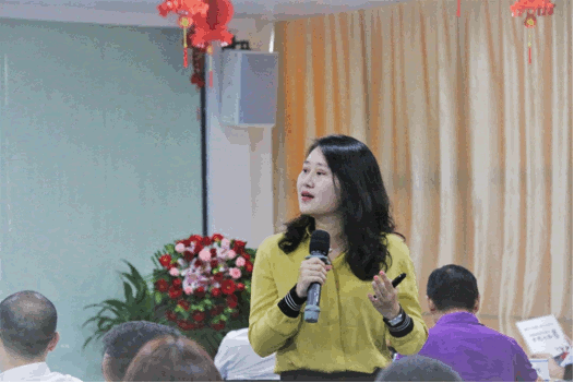 续写戈行燎原今年会2.gif